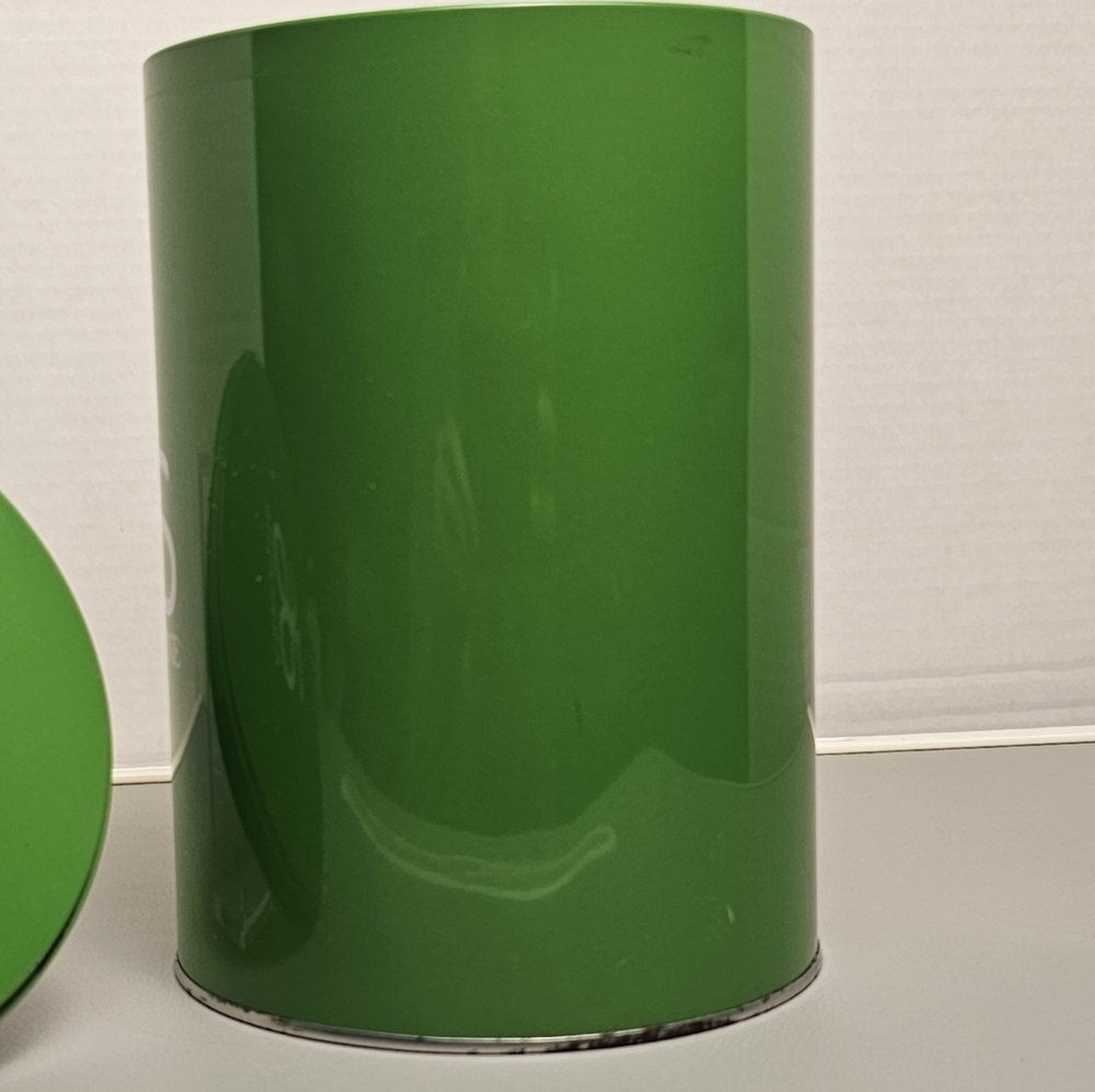 [Arbonne] Signature Green Storage Tin - Picture 5 of 16